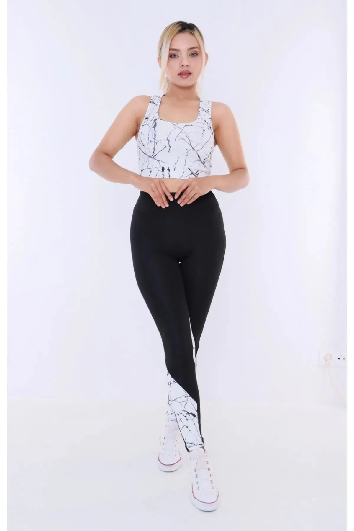 Buzzard Women's White Patterned Black High Waist Sport Leggings