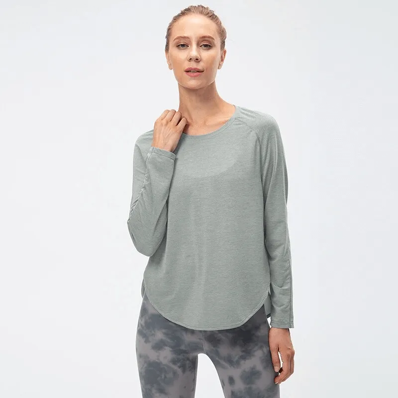 Elasticity Loose Top with Draped Hem / Long Sleeves Split Design Sports Top - SF0048