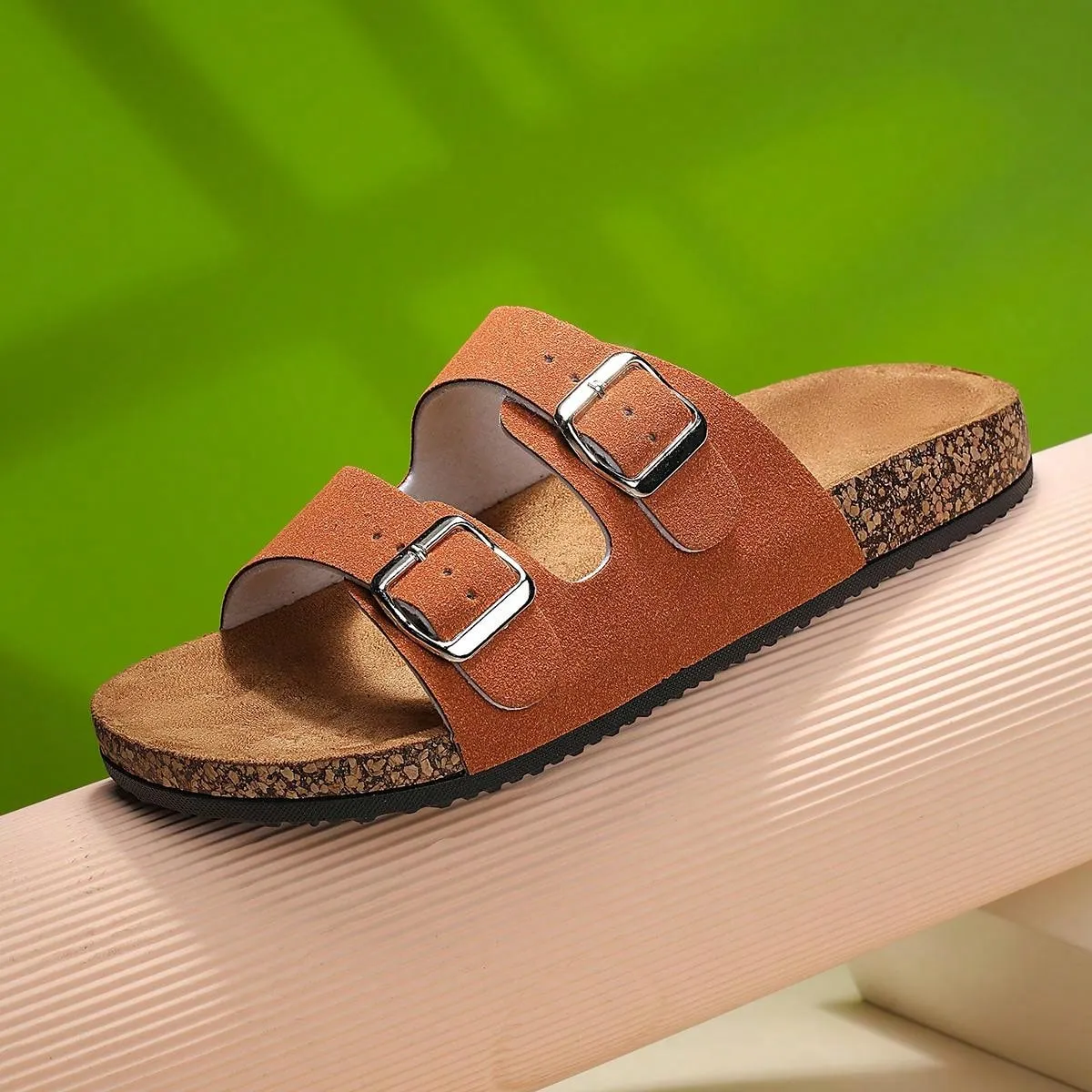 Fashionable Flat Cork Slippers With Buckle, Leisurely Style For Summer, Unisex Beach Sandals With Single Buckle For Outdoor Casual Wear