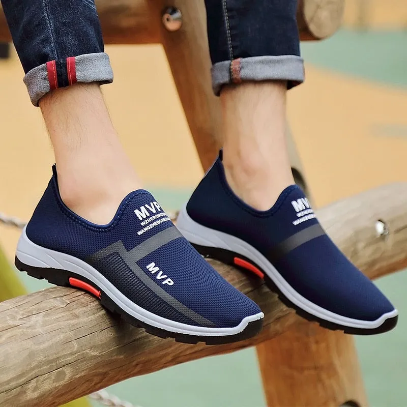 Summer Mesh Men Casual Shoes Breathable Slip on Mens Loafers Lightweight Sneakers Men Non-slip Walking Shoes Zapatillas Hombre