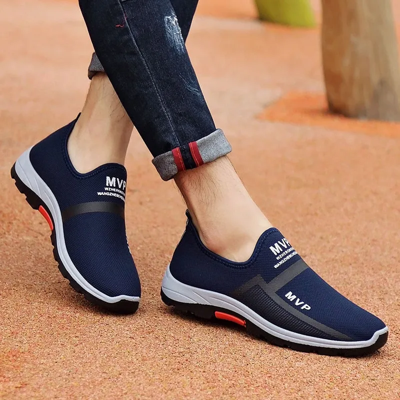 Summer Mesh Men Casual Shoes Breathable Slip on Mens Loafers Lightweight Sneakers Men Non-slip Walking Shoes Zapatillas Hombre