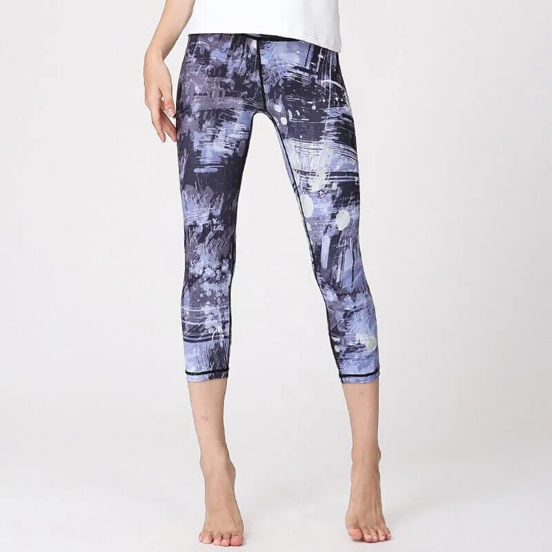 Women's Floral Sports Leggings / High Waist Capri for Girls - SF1034