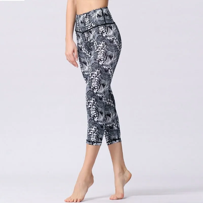 Women's Floral Sports Leggings / High Waist Capri for Girls - SF1034